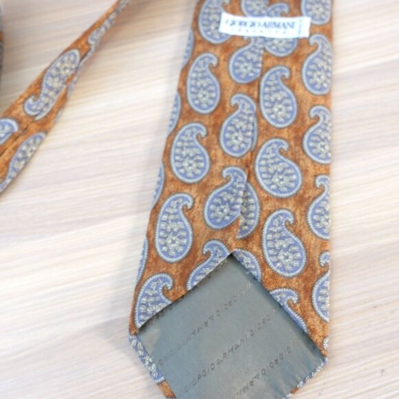 Giorgio Armani Neck Tie Mens Brown Paisley Silk Italian Teardrop Rusty ITALY - Picture 10 of 11